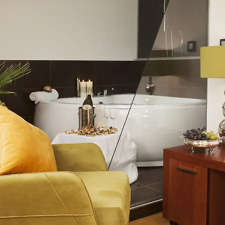 Garden Boutique Hotel 4*